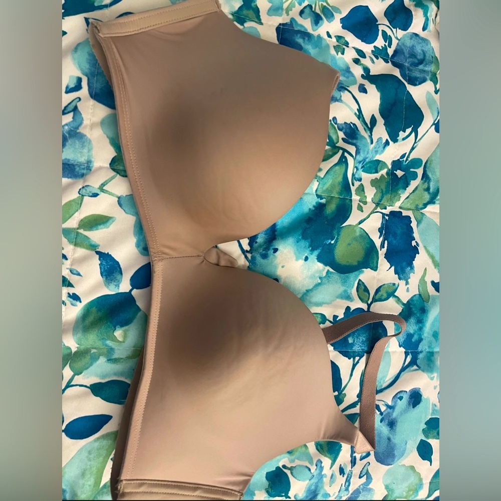 36 D wireless push up